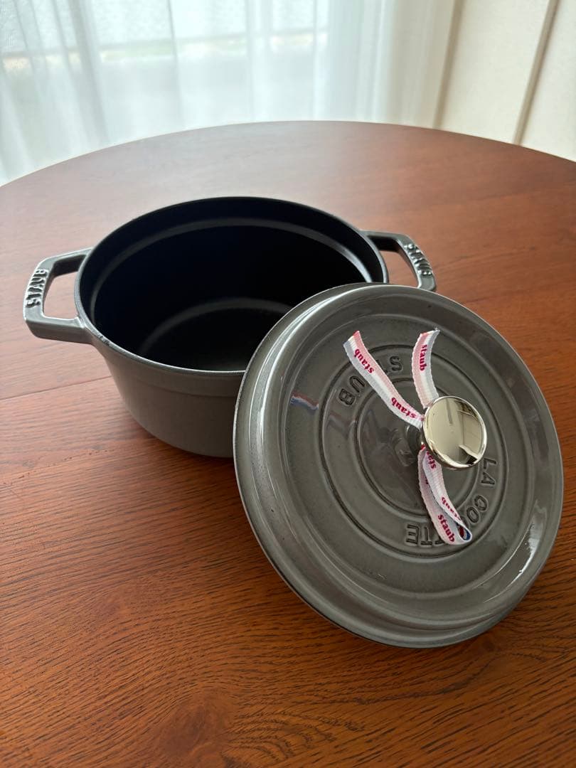 【新品・未使用】staub ストウブ ピコ ココット ラウンド グレー 20cm