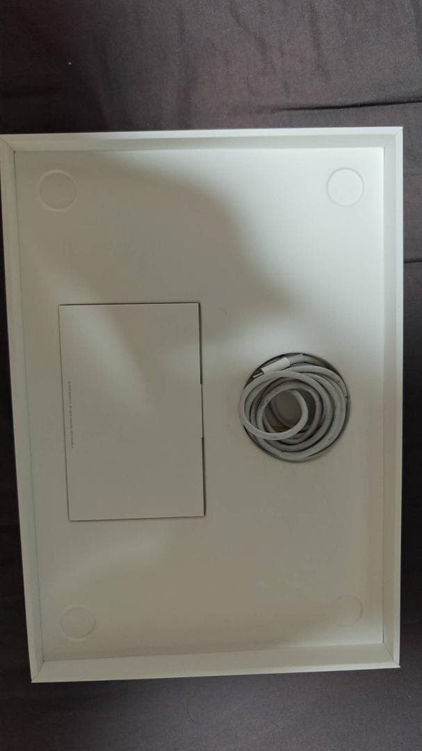 MacBook Air (M1, 8GB, 256GB SSD) 13インチ