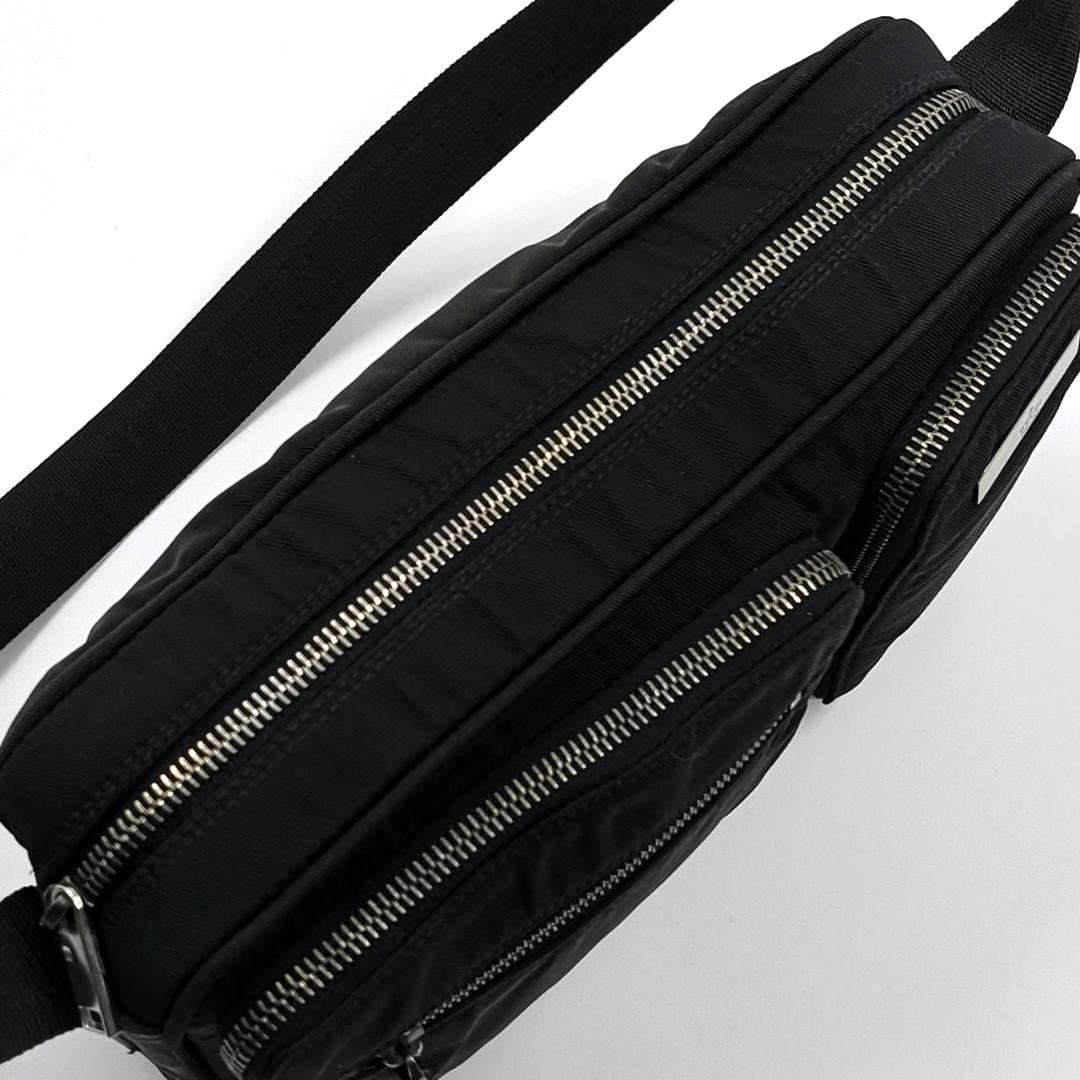 極希少 グッチ ショルダーバッグ ウエスト ボディ ロゴプレート ナイロン 黒