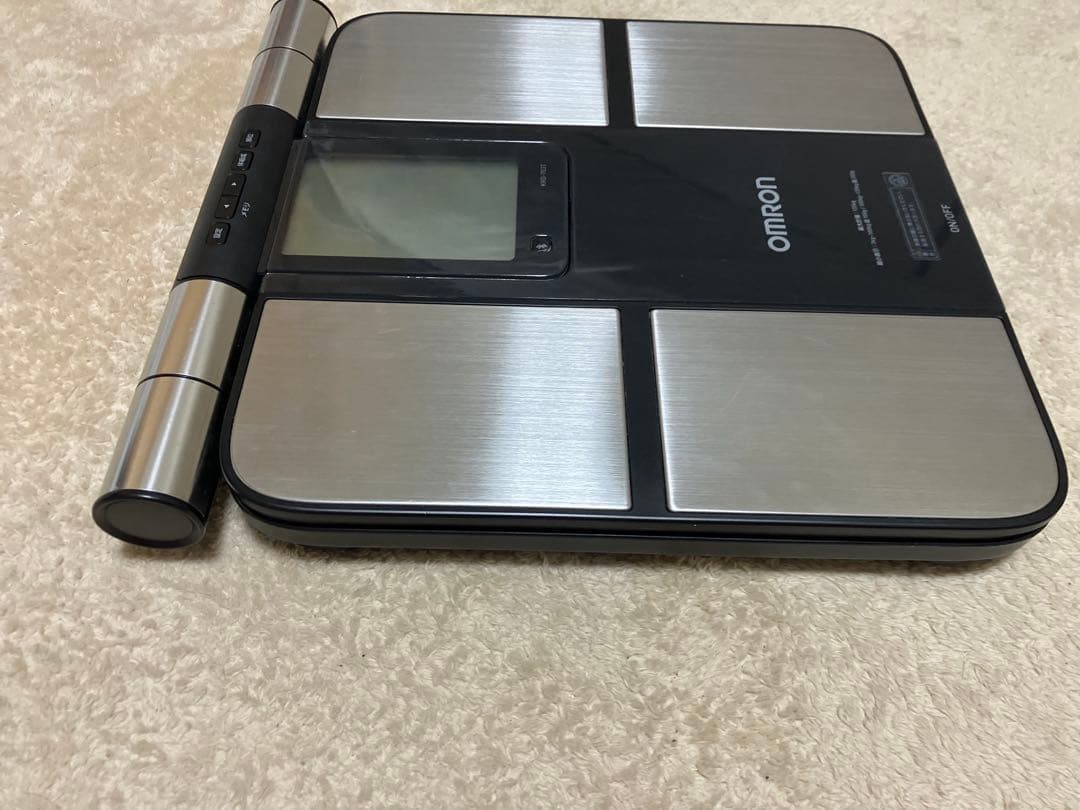 OMRON KRD-703T 体脂肪率