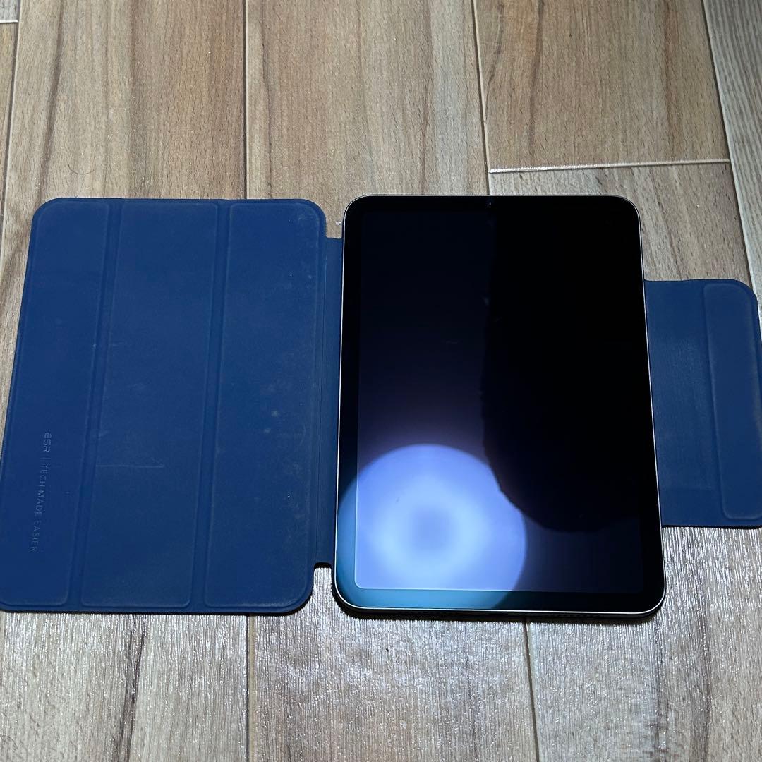 iPad mini 第6世代 64GB Wi-Fi ESRのケース付き