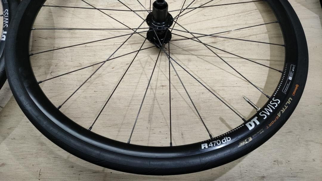 ■DT SWISS R470■ディスクブレーキホイール　前後セット■タイヤ付き■