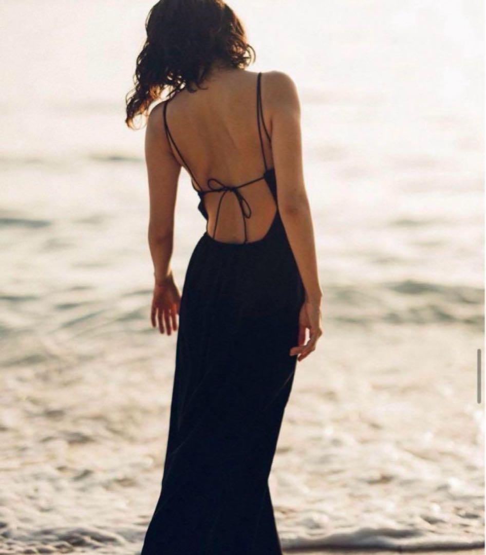 Nala ロングスリットオールインワン　新品未使用