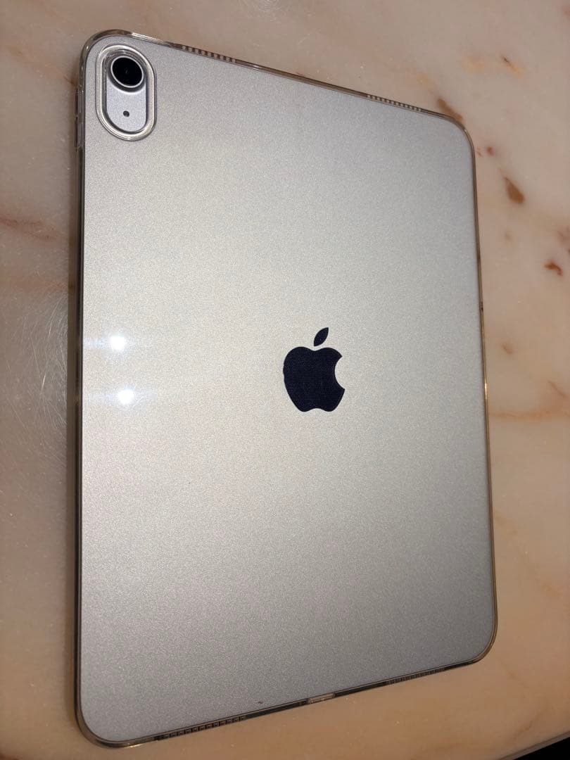 2025年モデル Apple iPad シルバー 本体 + キーボード付き