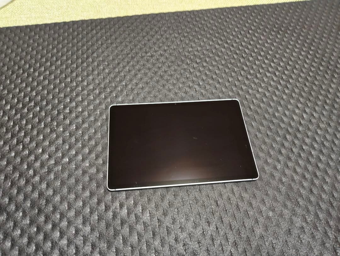 （傷あり）Galaxy Tab S9 FE 128GB本体と専用キーボード