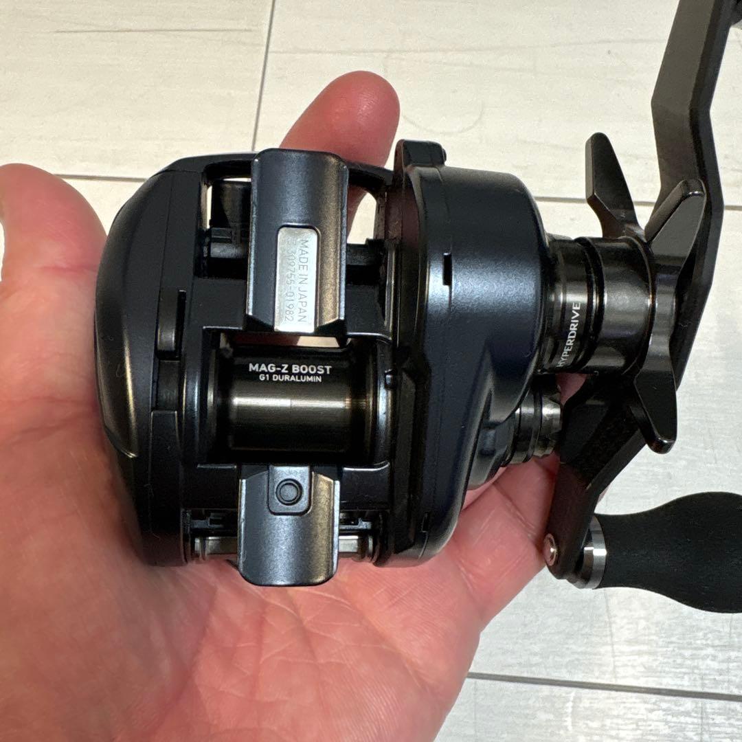 【美品】ダイワ 23 スティーズ AII TW 1000XHLカーボンハンドル付