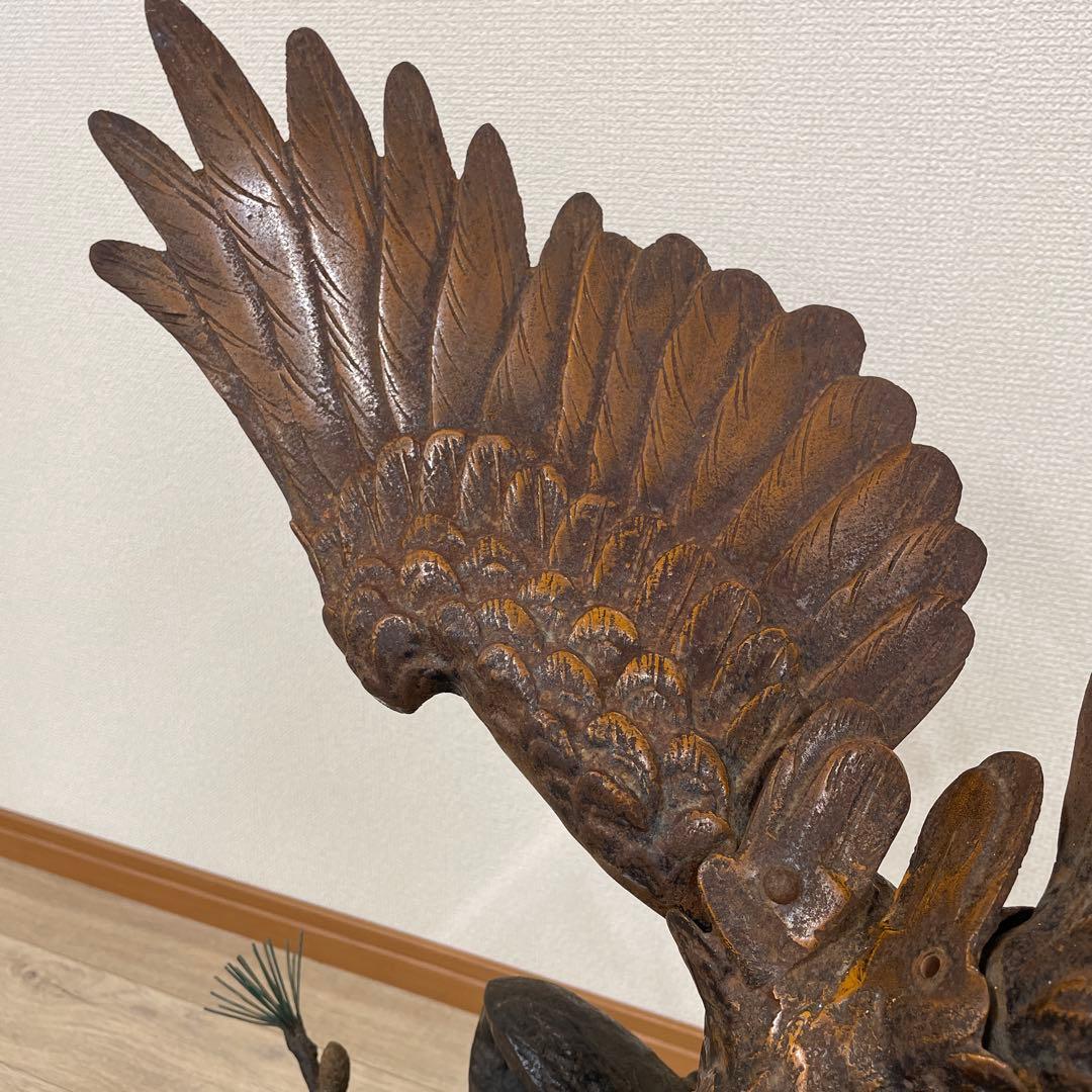 鷹　松　松の木　鳥　ブロンズ　鉄製品　鉄製　銅彫金　彫刻　鳥　アンティーク 金運