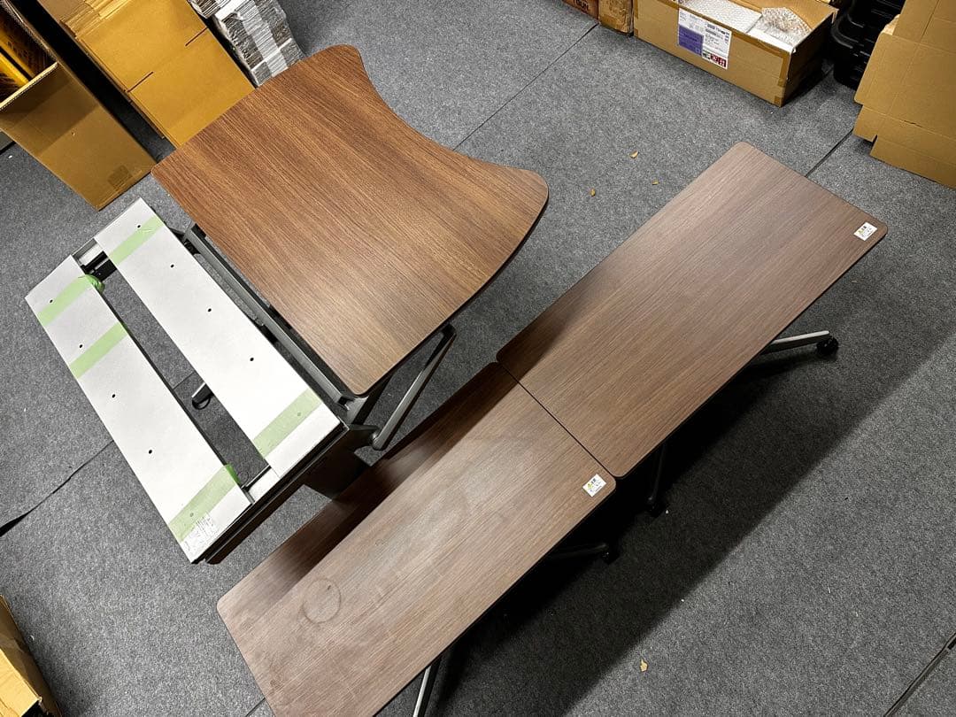 オカムラ cruise Cタイプデスク&サイドテーブルセット