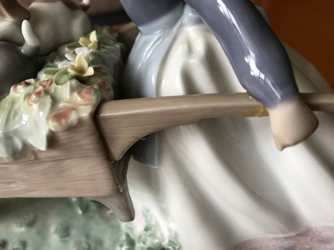 リヤドロ　人形　犬とお花　5460 訳あり