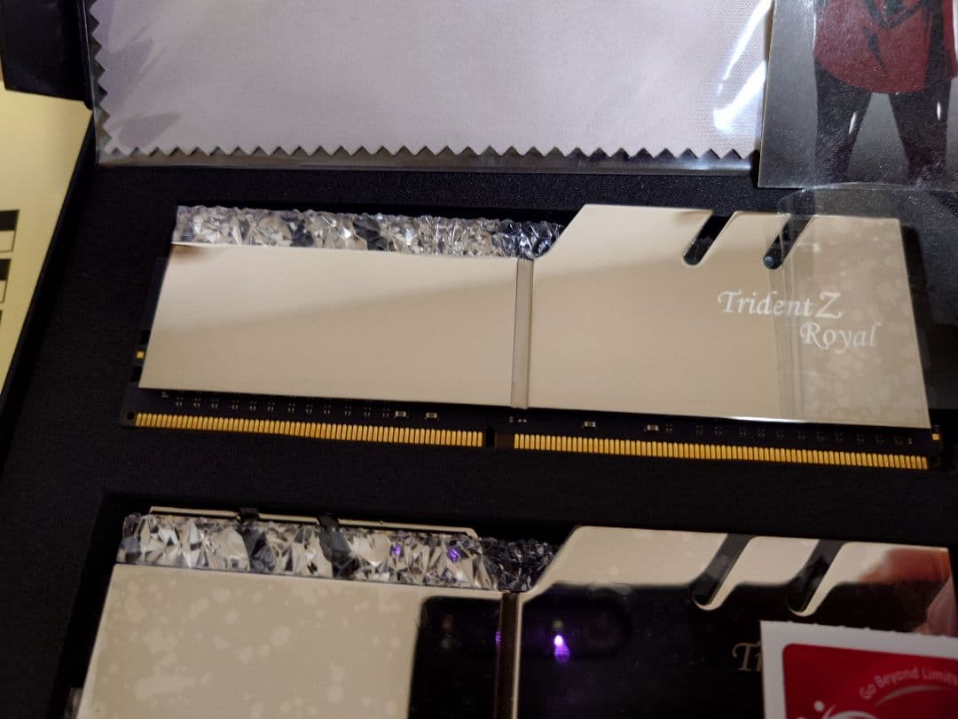 メモリー G.SKILL TridentZ  64GB DDR4 4400MHz