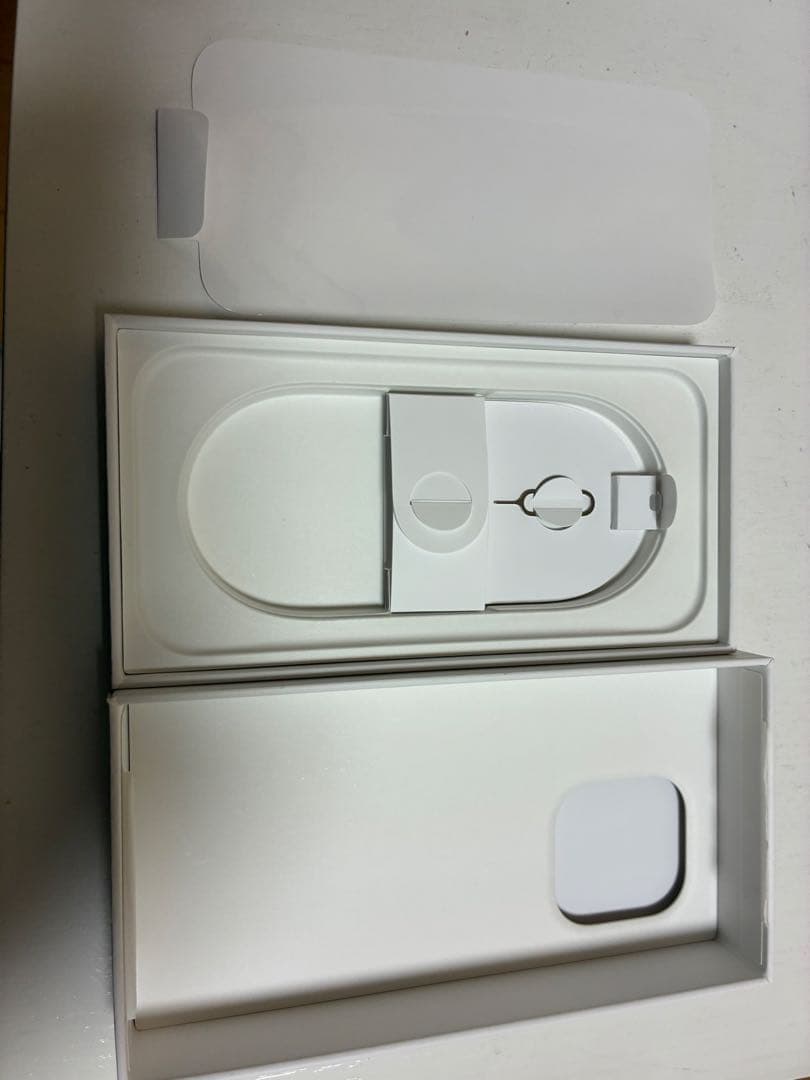 【超美品】iPhone16Pro 128GB デザートチタニウム 92% 箱有