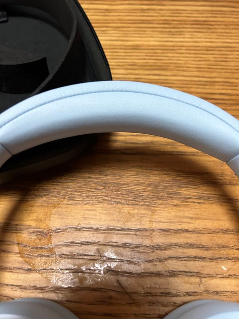 期間限定販売美品　Bose QuietComfort Headphones LE