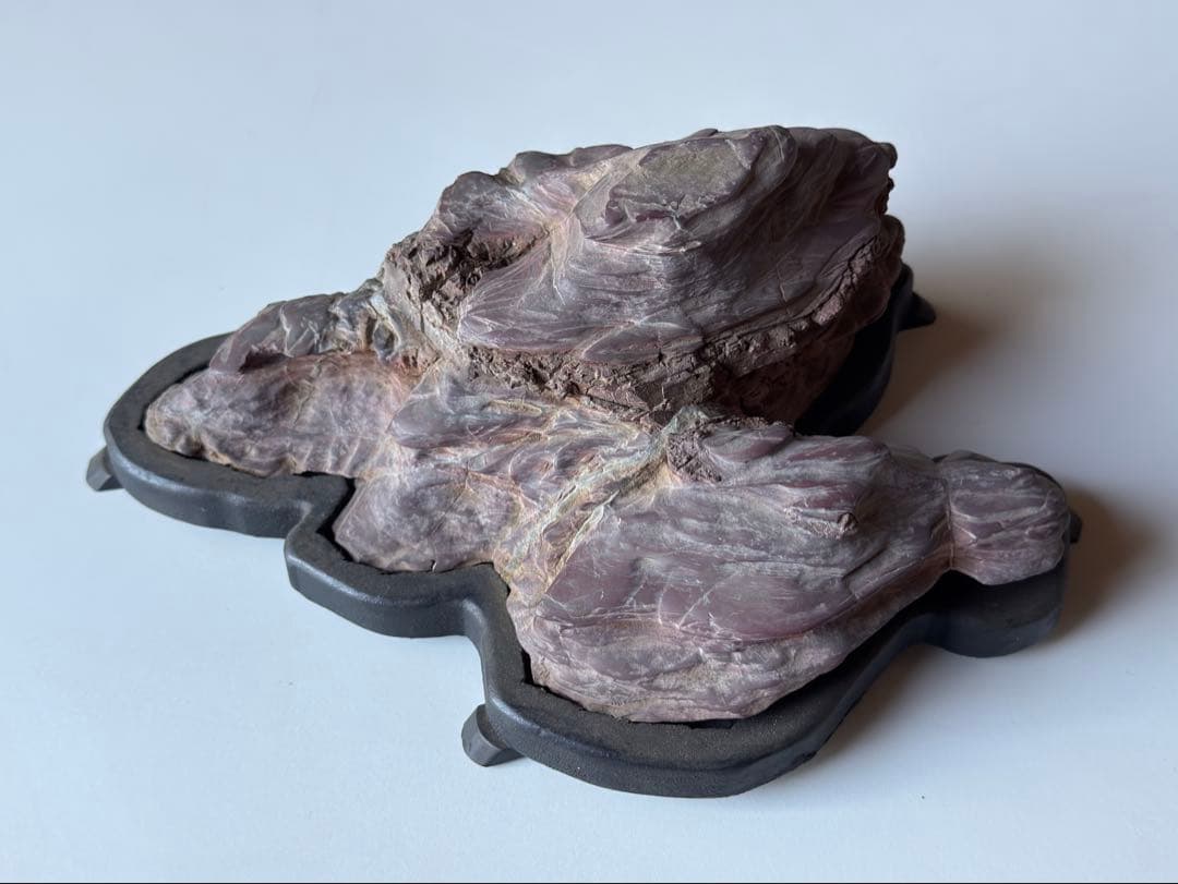 天然石 水石 紫色と茶色の岩