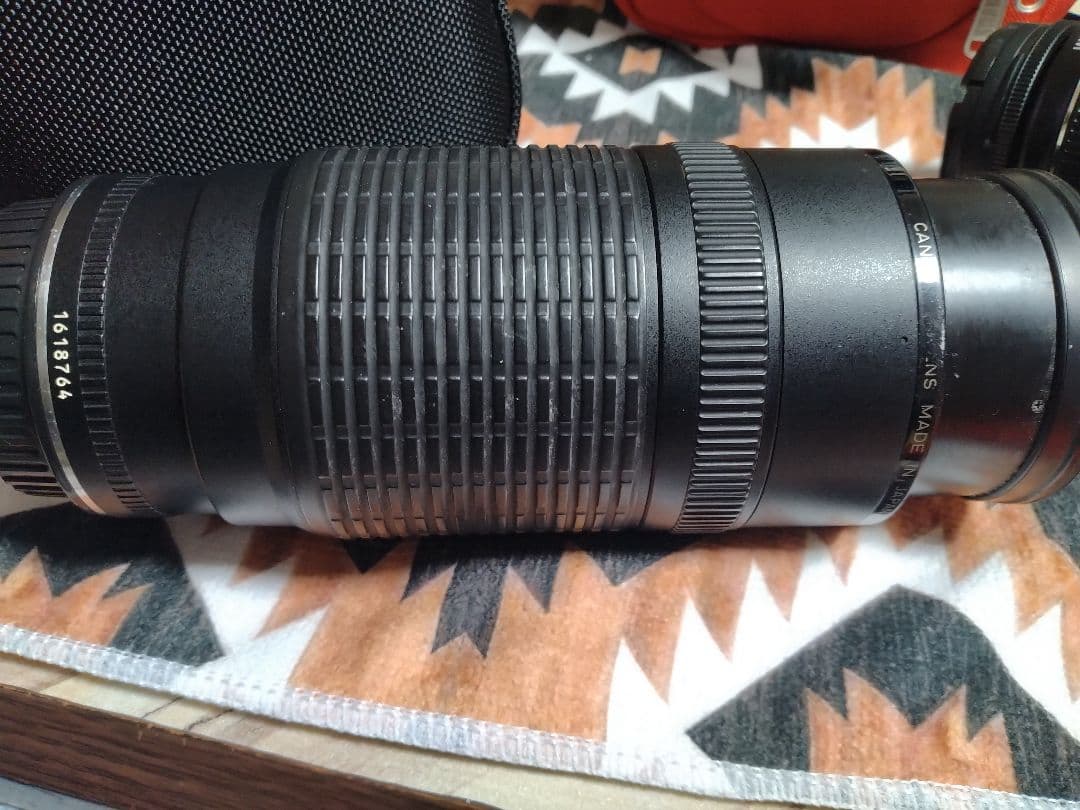 キャノン デジタル一眼レフカメラ 　ケース付き