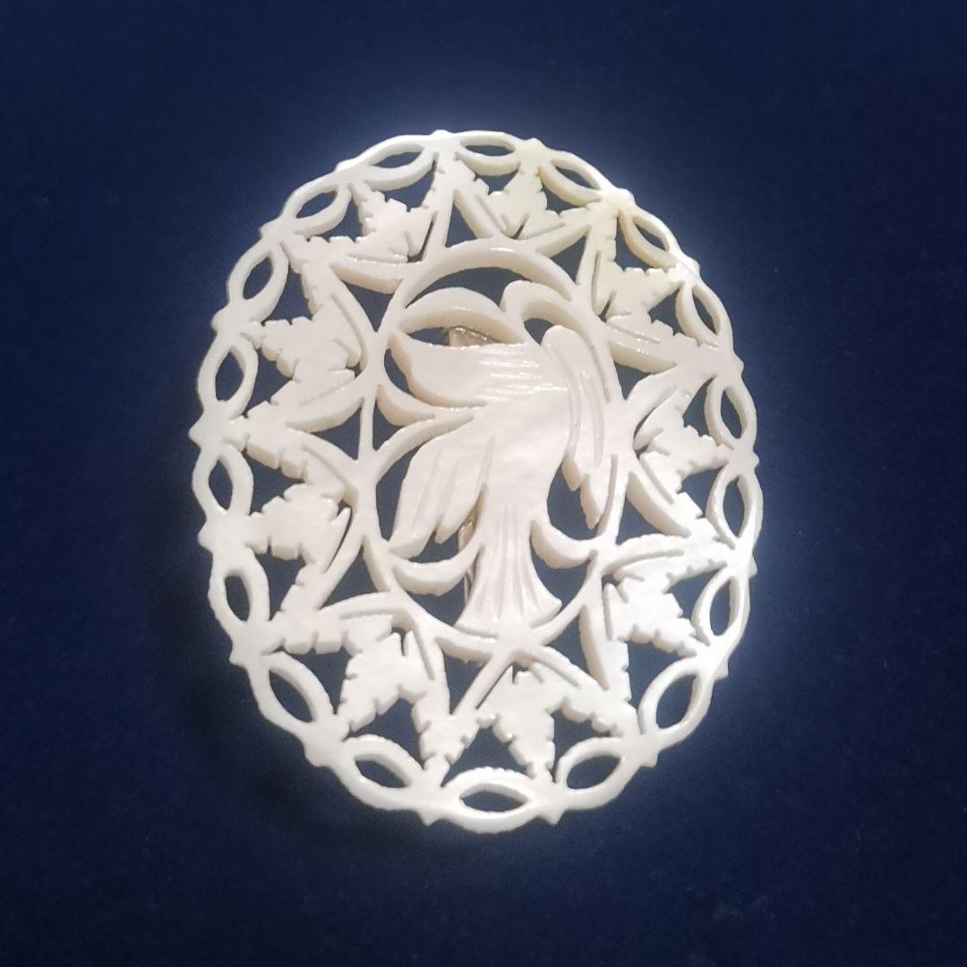 ヴィンテージベツレヘムパール　鳩のブローチ　オーバル