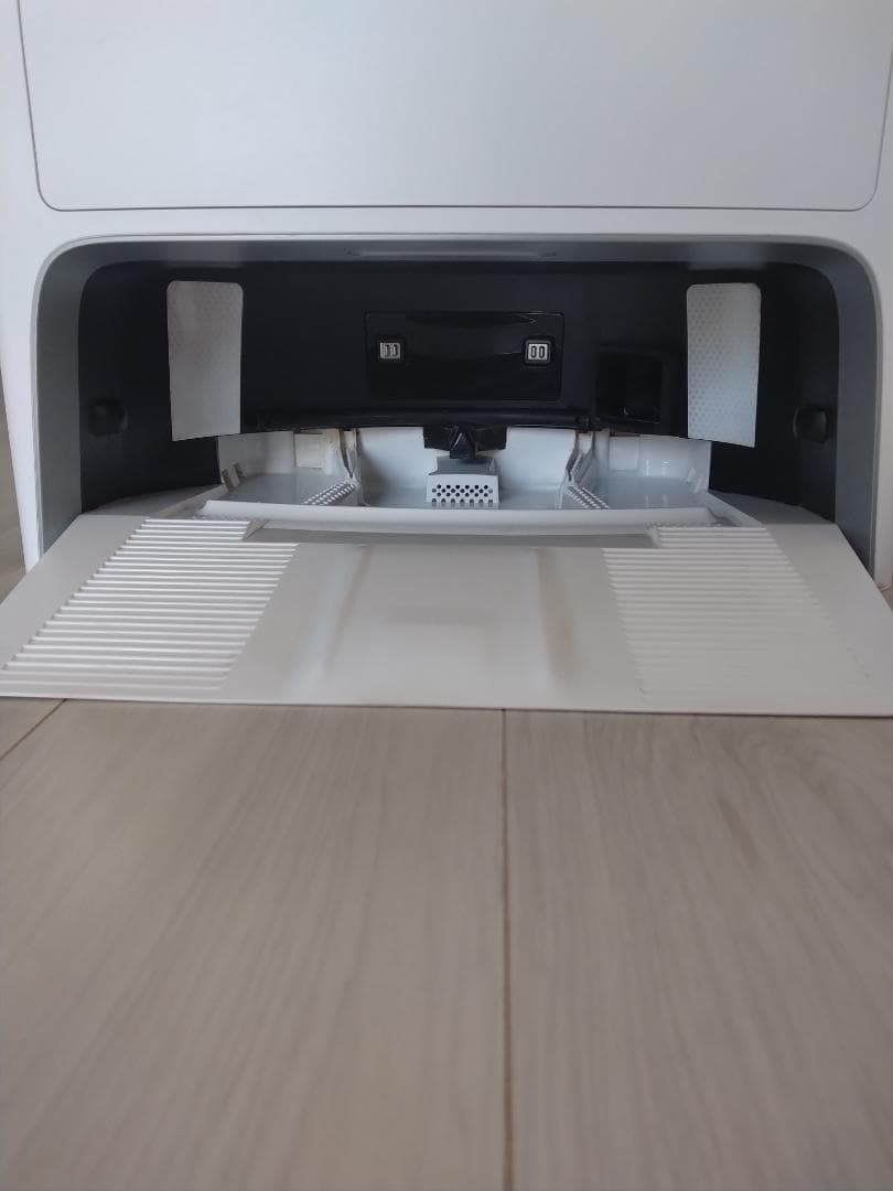 ECOVACS DEEBOT T10 OMNI　エコバックス　ロボット掃除機