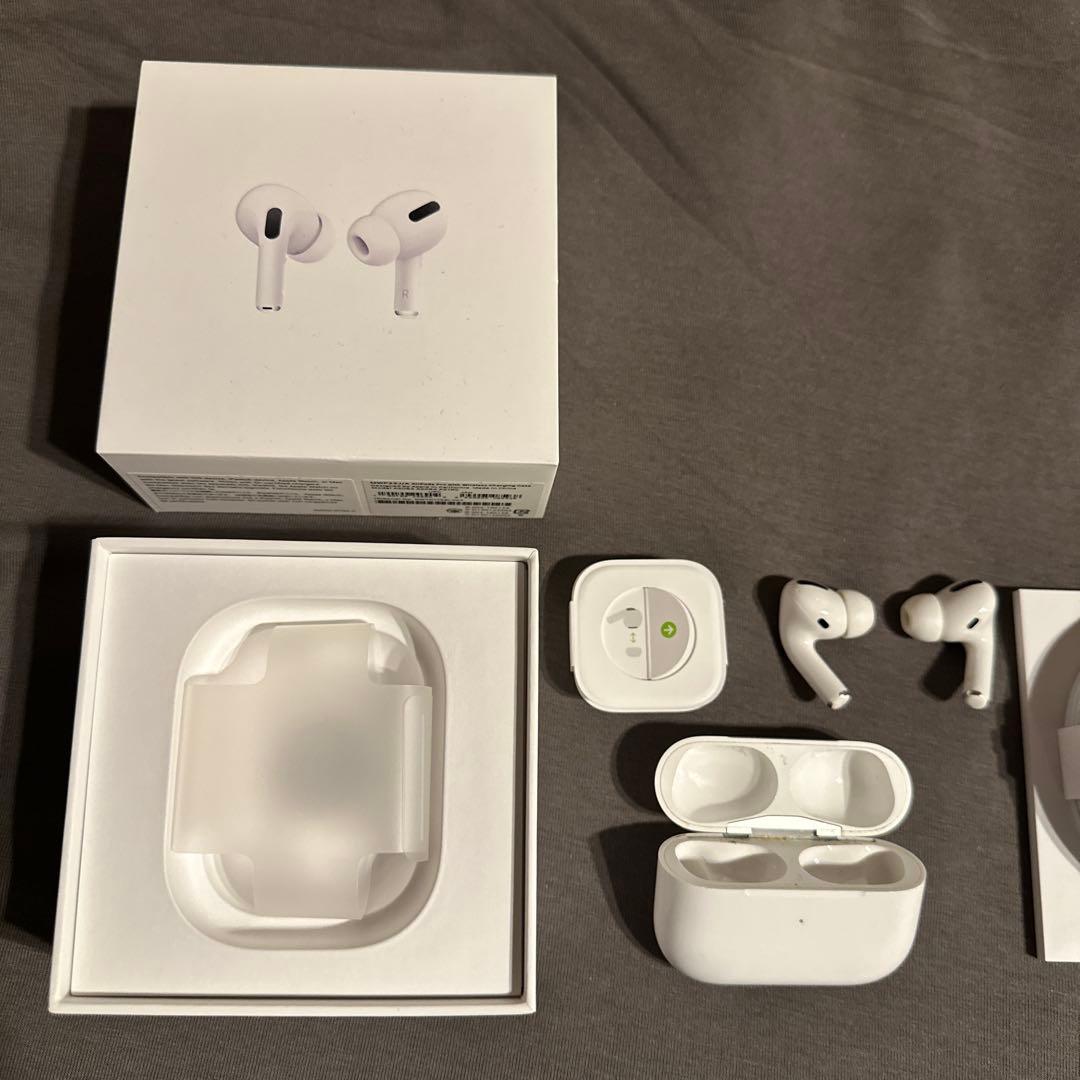 【動作問題なし】Apple AirPods Pro 第一世代本体 充電ケース付き