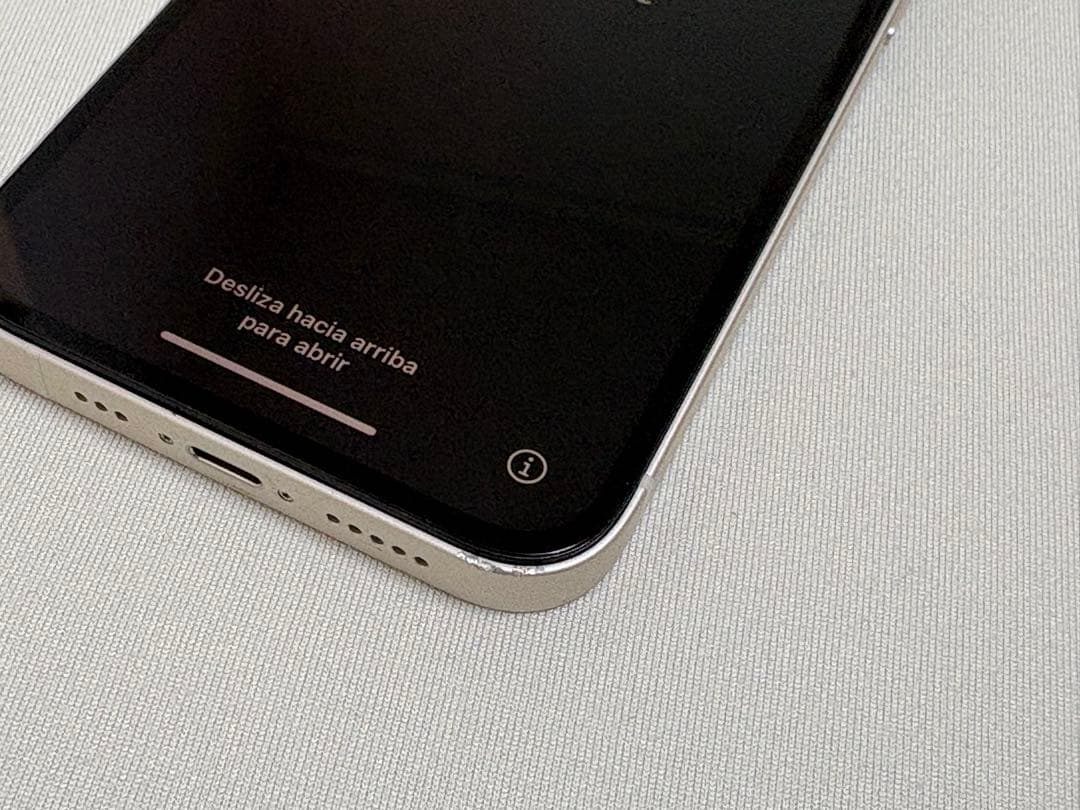 iPhone13 ホワイト(256GB/バッテリー98%)