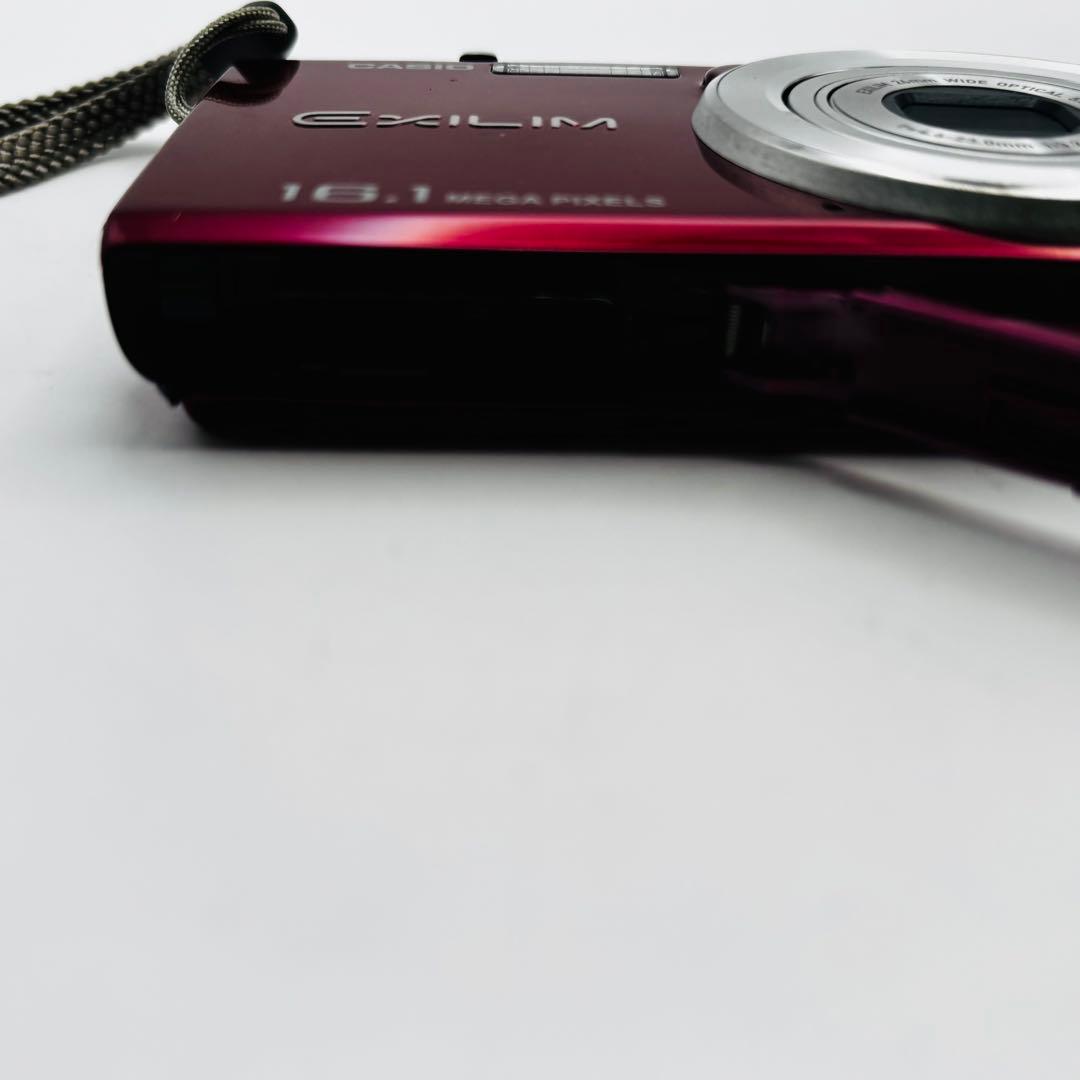 CASIO EXILIM EX-ZS12コンパクトデジタルカメラ