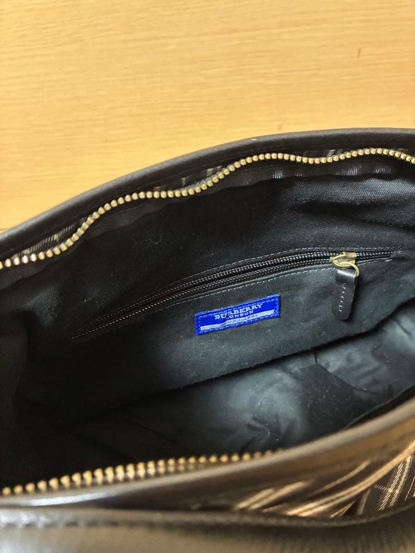 バーバリー　ショルダーバッグ　ブラックチェック