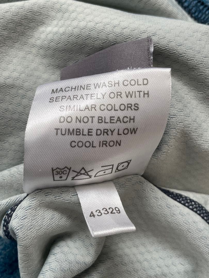 シムス　SIMMS フード付ロングスリーブ　長袖パーカー　カットソー　Mサイズ