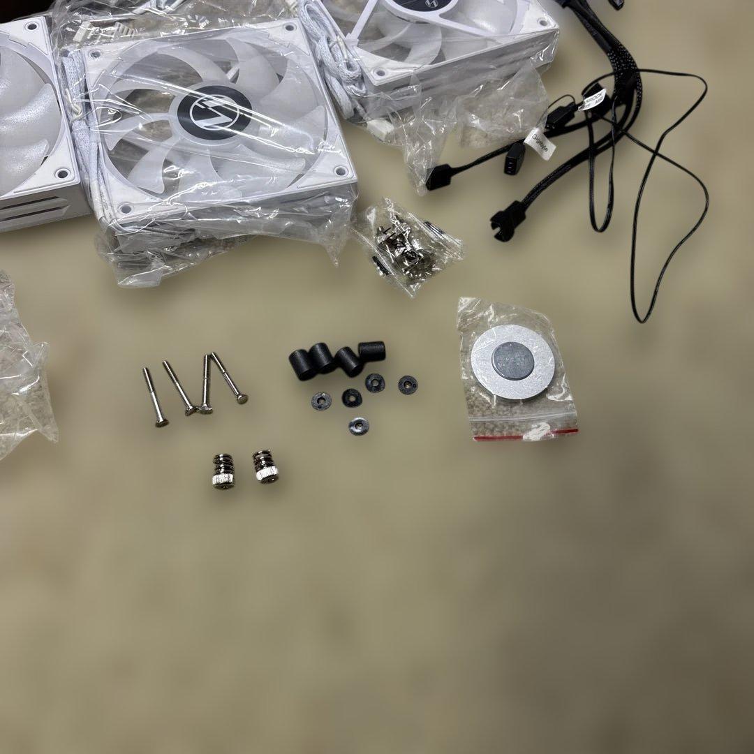 Lian Li GALAHAD AIO 360 RGB 水冷クーラー