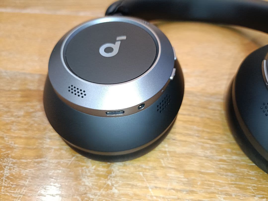 Anker Soundcore Space One Pro ブラック