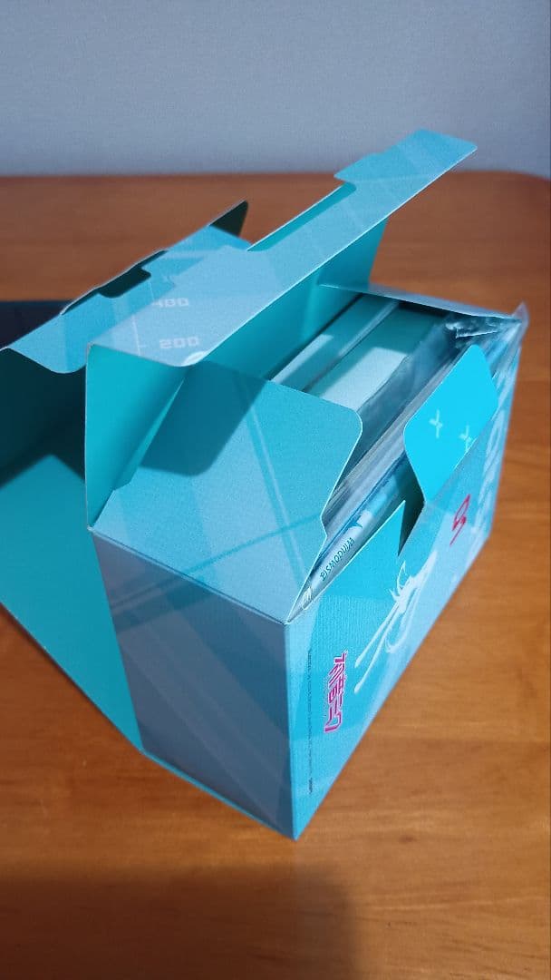 (送料無料) [要商品内容確認] ウォークマンSシリーズ 初音ミク モデル 中古