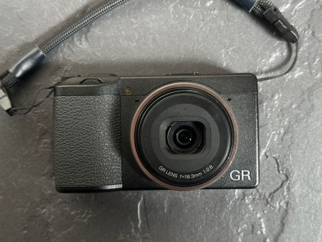 RICOH GRIIIコンパクトデジタルカメラ