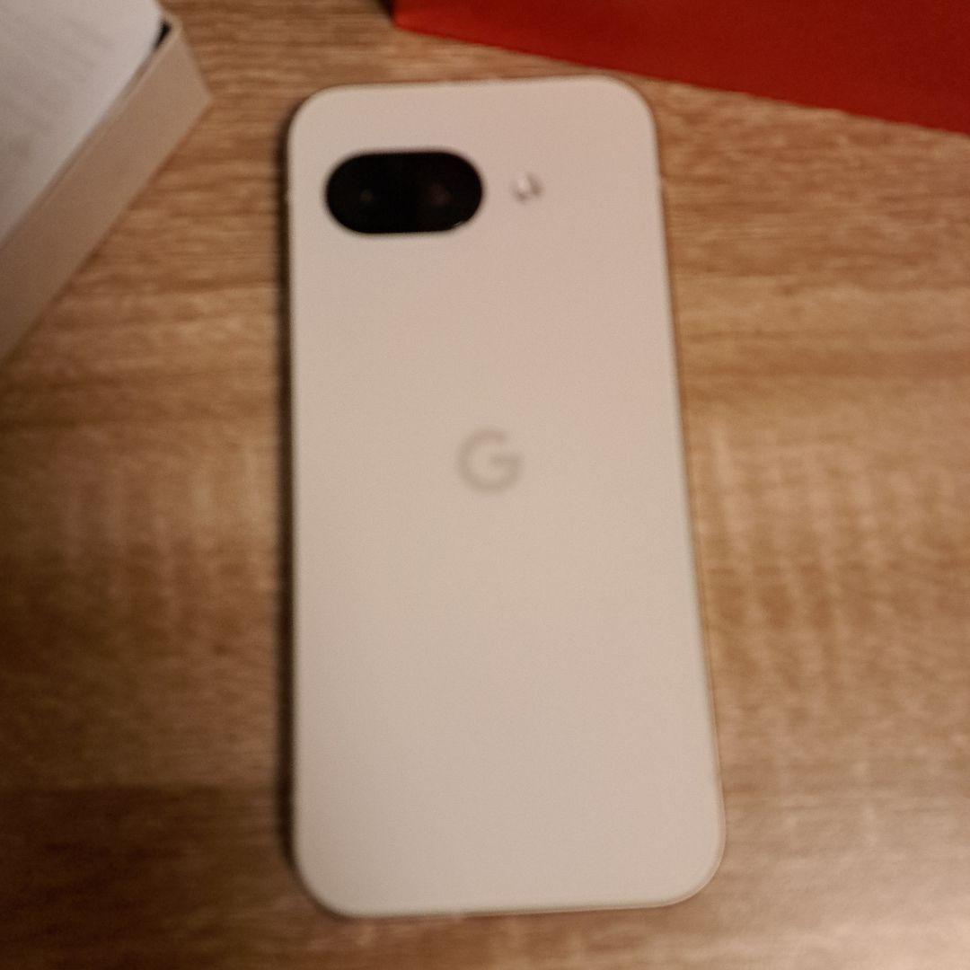 専用 Google Pixel 9a. ※購入翌日に落下でヒビ【動作可能美品】