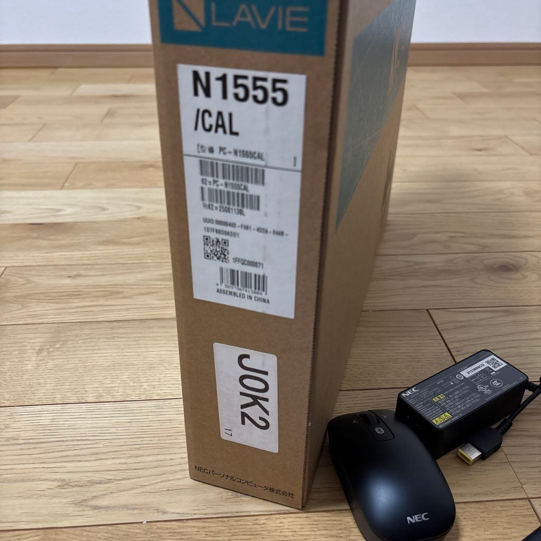 鈴*木様 NEC LAVIE N15ノートPC 青色