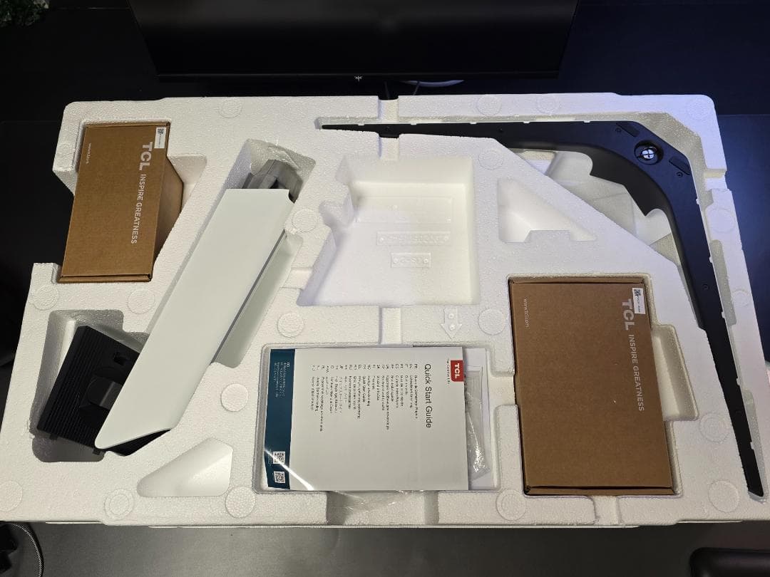 美品 TCL 27R83U 4K 160hz ゲーミング モニター