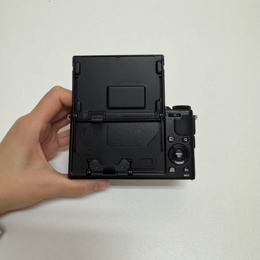 富士フイルム X70 black