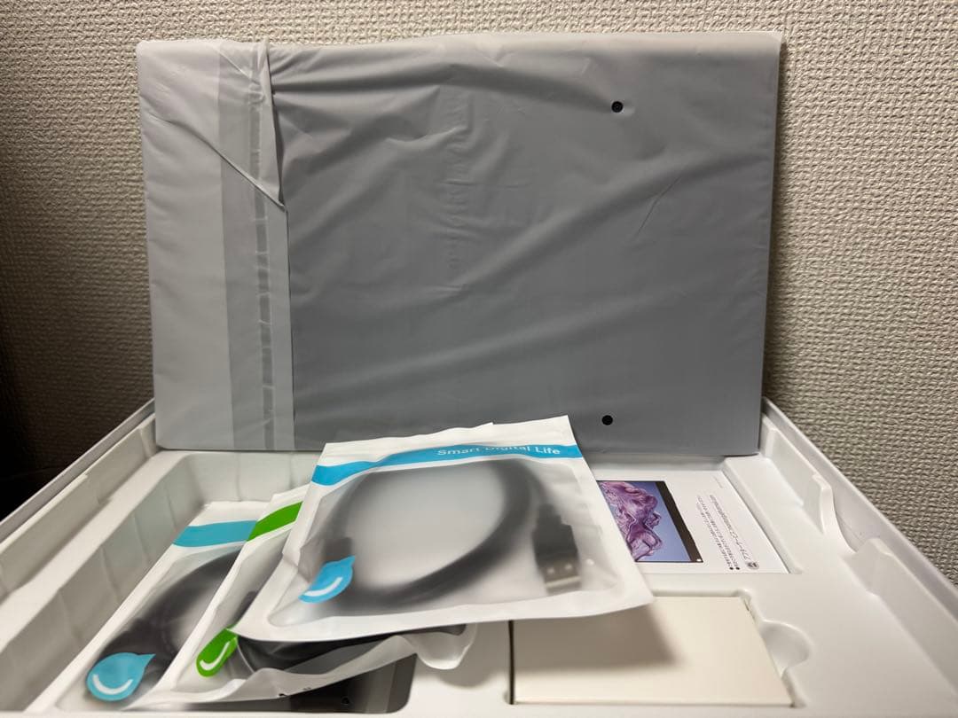 【未使用】EVICIV モバイルモニター 13.3インチ M133J01