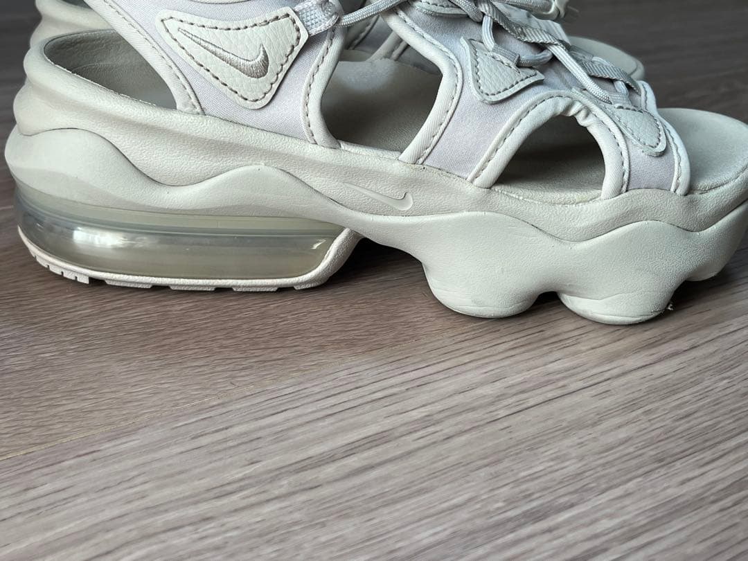 NIKEウィメンズエアマックスココサンダルCream Ⅱベージュ　23 6