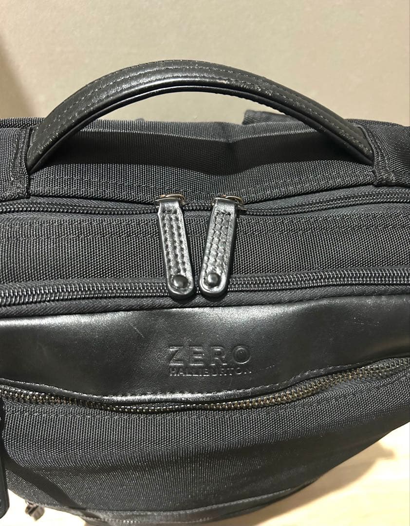 美品 ゼロハリバートン ビジネスバッグ リュック バックパック ブラック　訳アリ