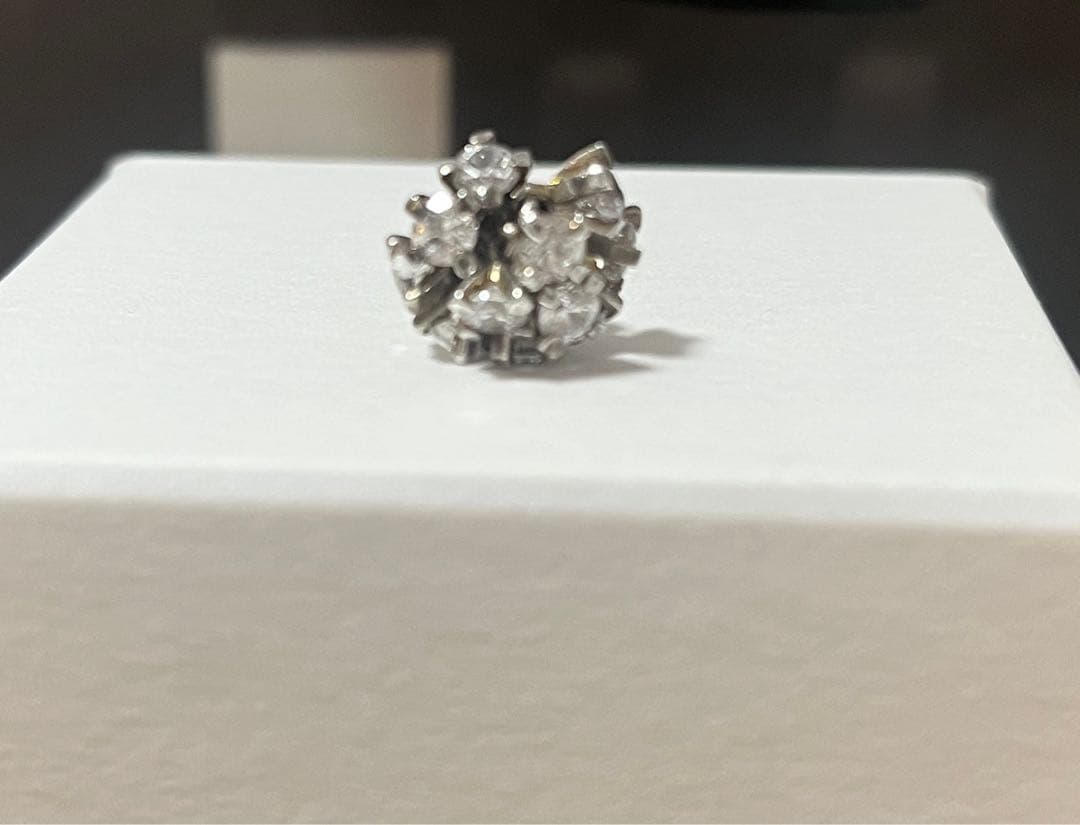 e.m. 購入、片耳ピアス