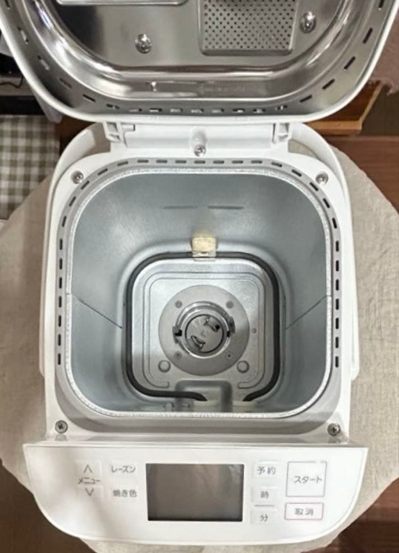 パナソニック　ホームベーカリーSD-MT4 2022年製