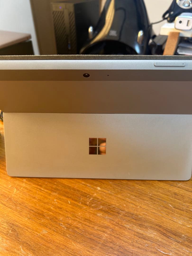 Microsoft Surface Goタブレット 本体　キーボードカバー付属