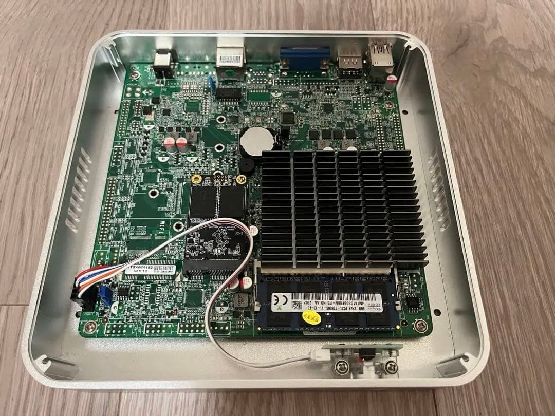 Mini PC Linux サーバー