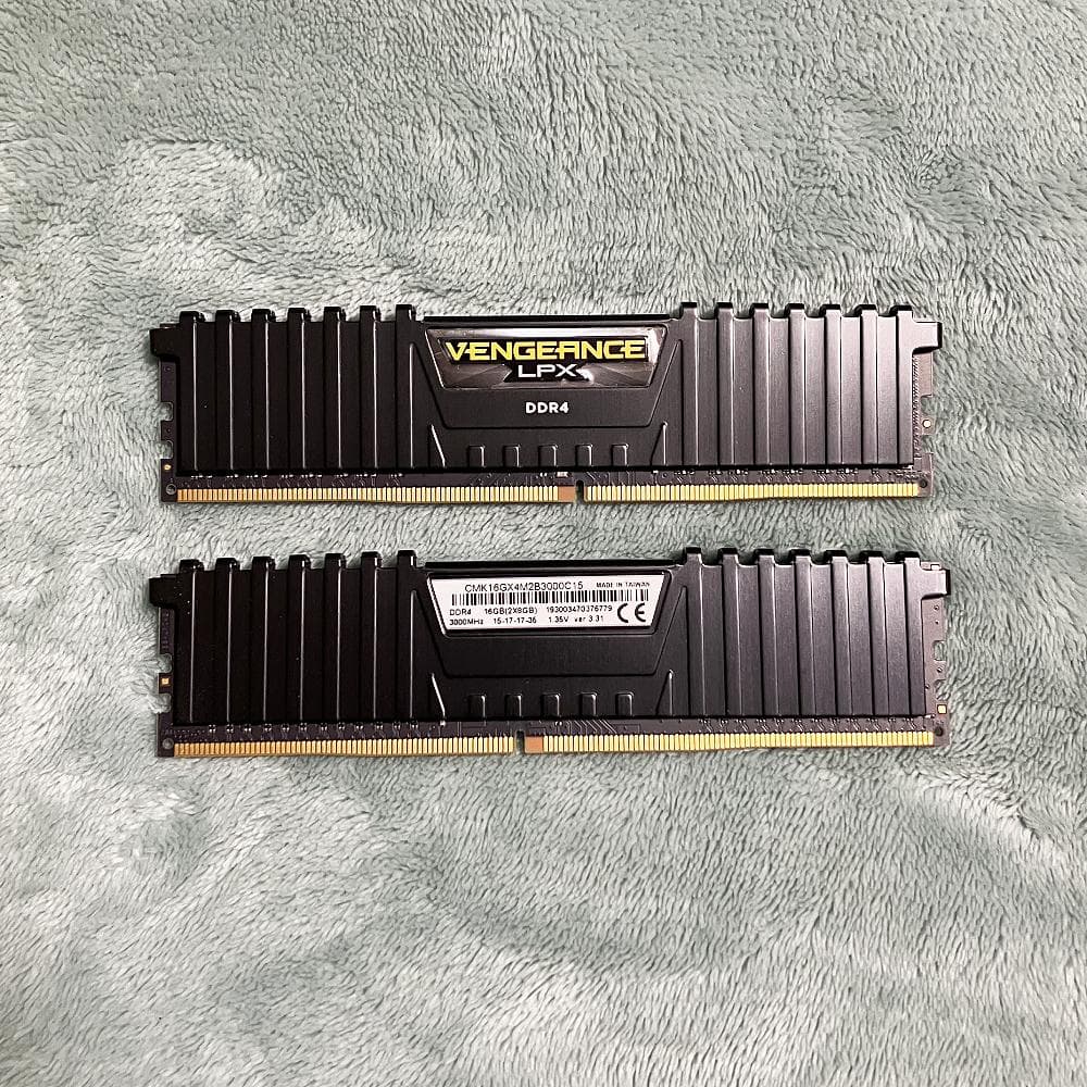 デスクトップ ・Ryzen2600/RX570/16gb/M2SSD/600W