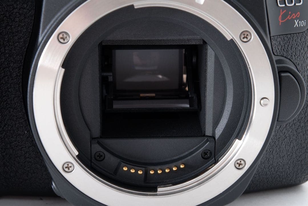 一眼レフカメラ/canon kiss x10i 標準&望遠ダブルレンズセット