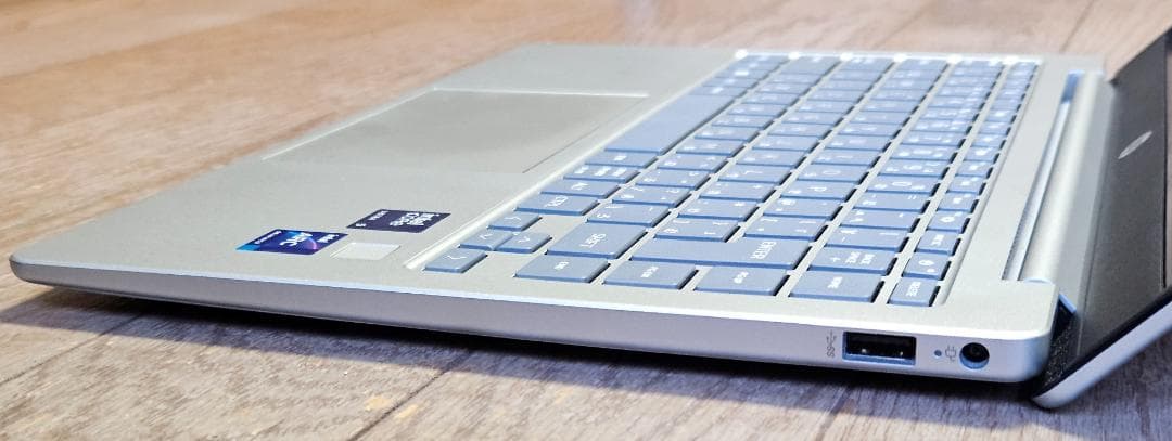 Core Ultra5 125H メモリ16GB SSD512GB Arc 美品