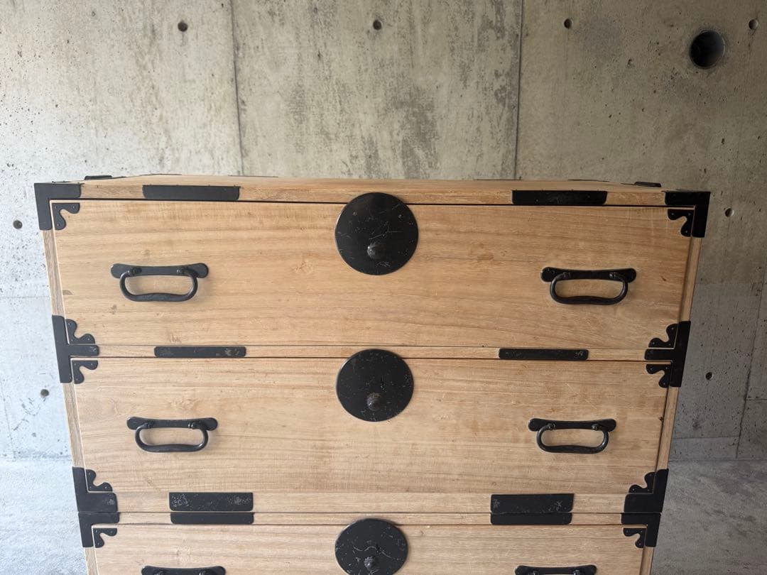 桐箪笥 和箪笥 古家具 古道具 ヴィンテージ レトロ 希少 高級金具