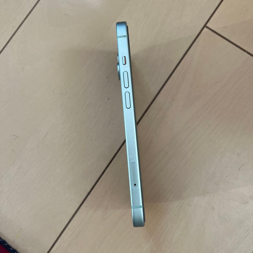 iPhone 15 128GB グリーン