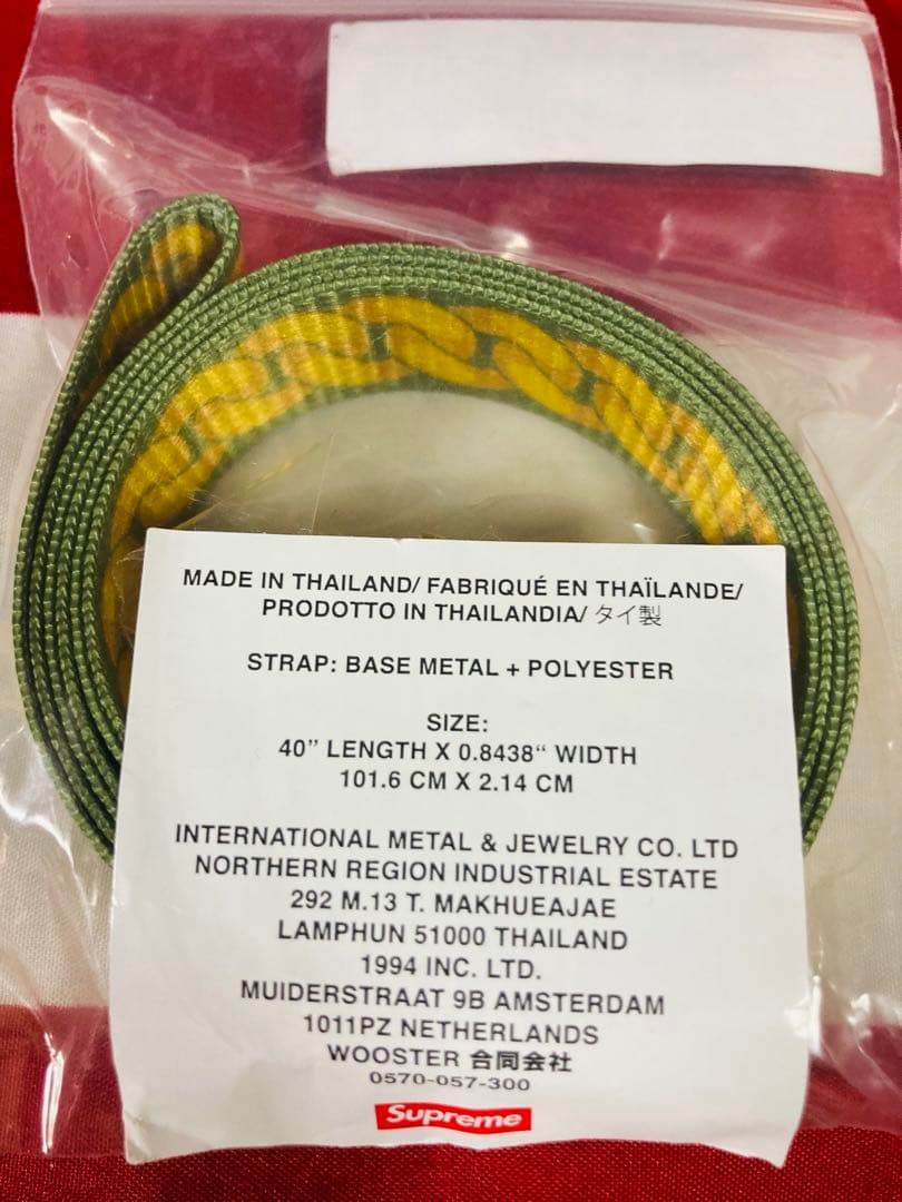 Supreme ネックストラップ　シュプリーム　ステッカー付き