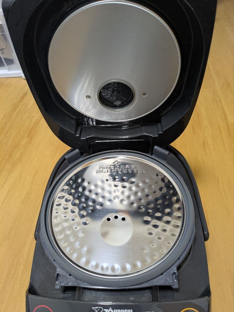 【harin★】象印　IH炊飯器　5.5合炊き　NW-VE10