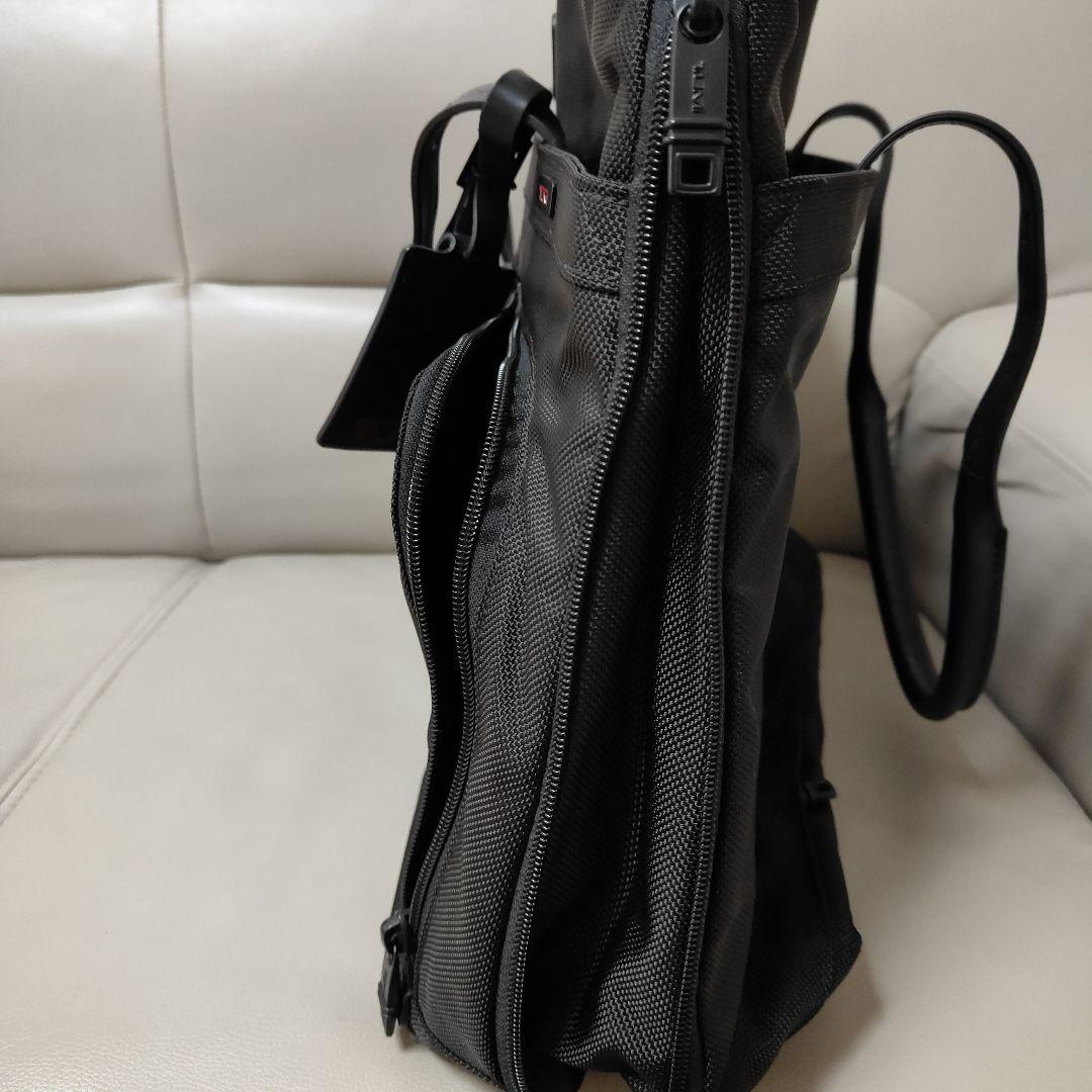 TUMI トートバッグ 肩掛け　22157DH