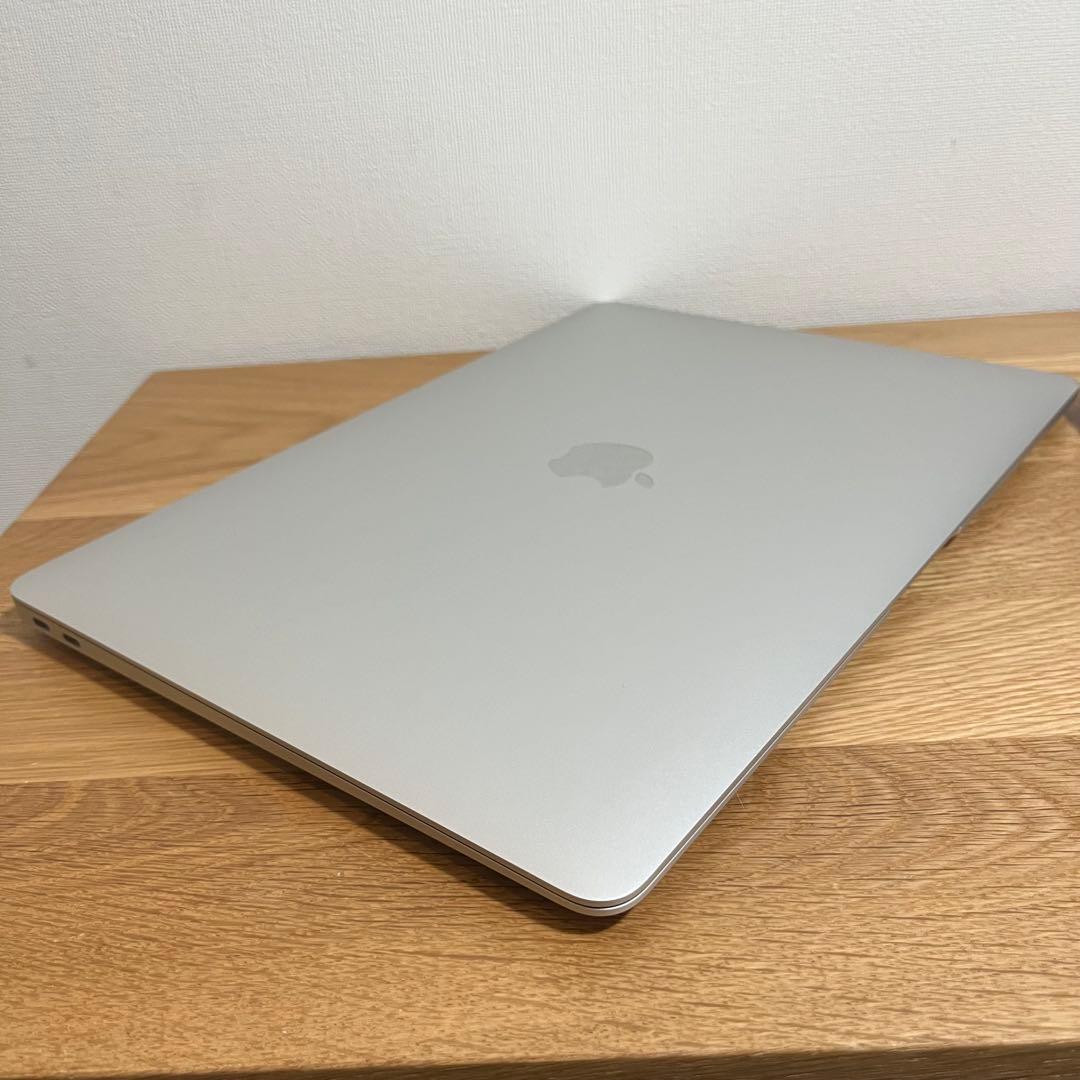 MacBook本体 MacBookAir 2020 Corei7 16GB ssd 1TB