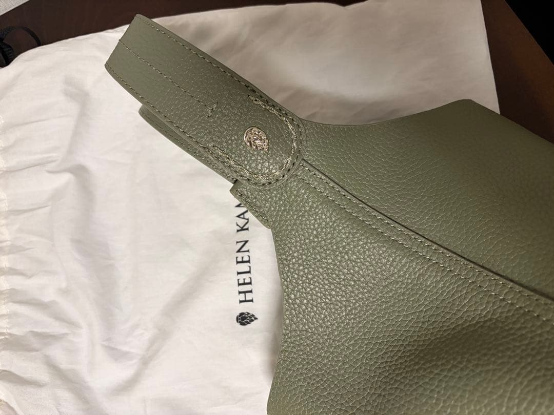 HELEN KAMINSKI オリーブグリーン ショルダーバッグ